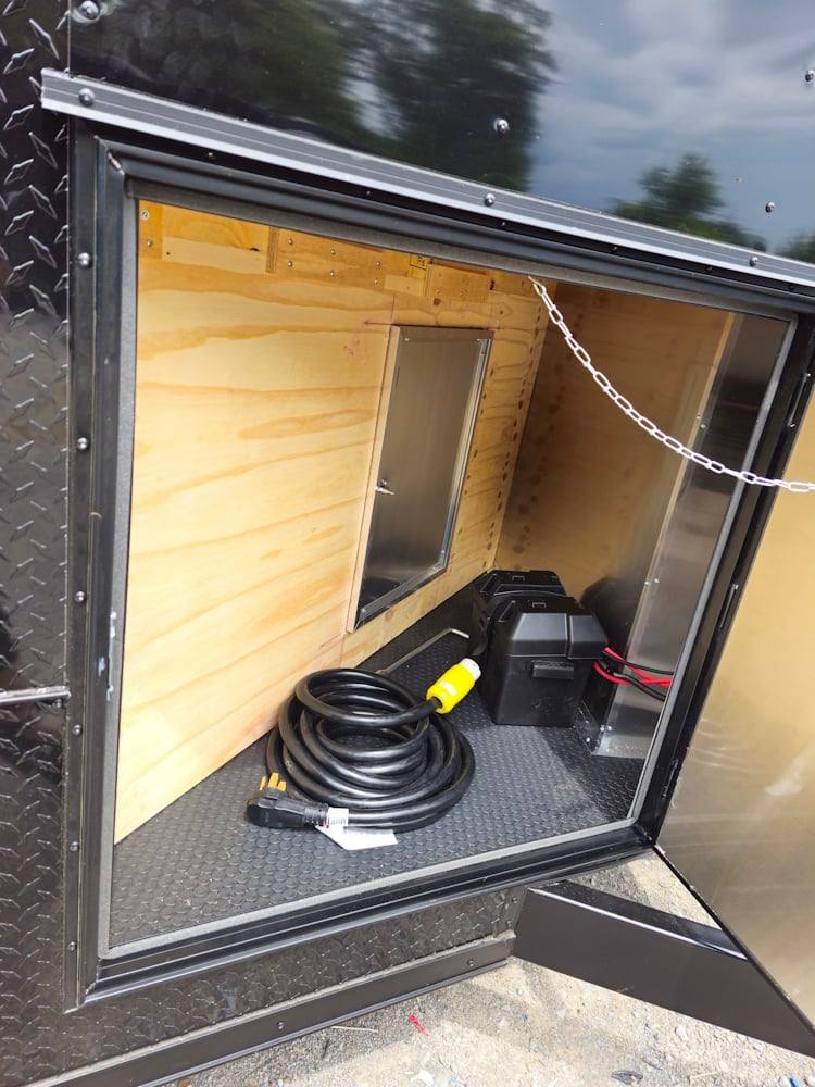 1179-concession-trailer-8.5-x-24-black-donut-event-10.jpg Concession Trailer 8.5' X 24' Black Donut Event