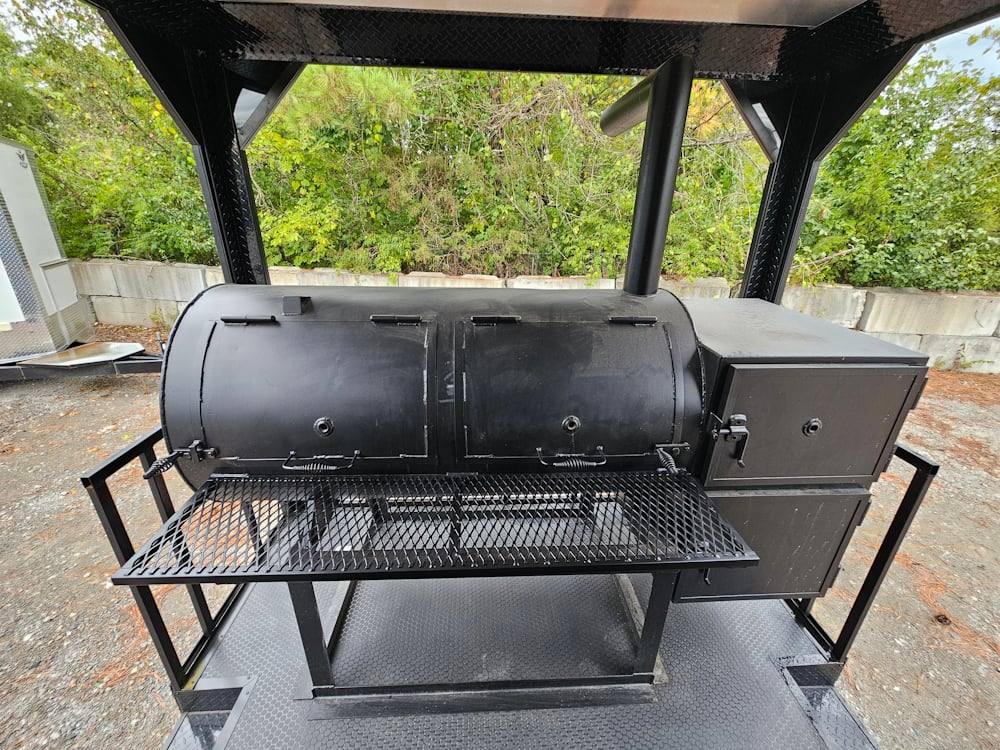 1180-concession-trailer-8.5-x-24-black-event-bbq-catering-18.jpg Concession Trailer 8.5' X 24' Black Event BBQ Catering