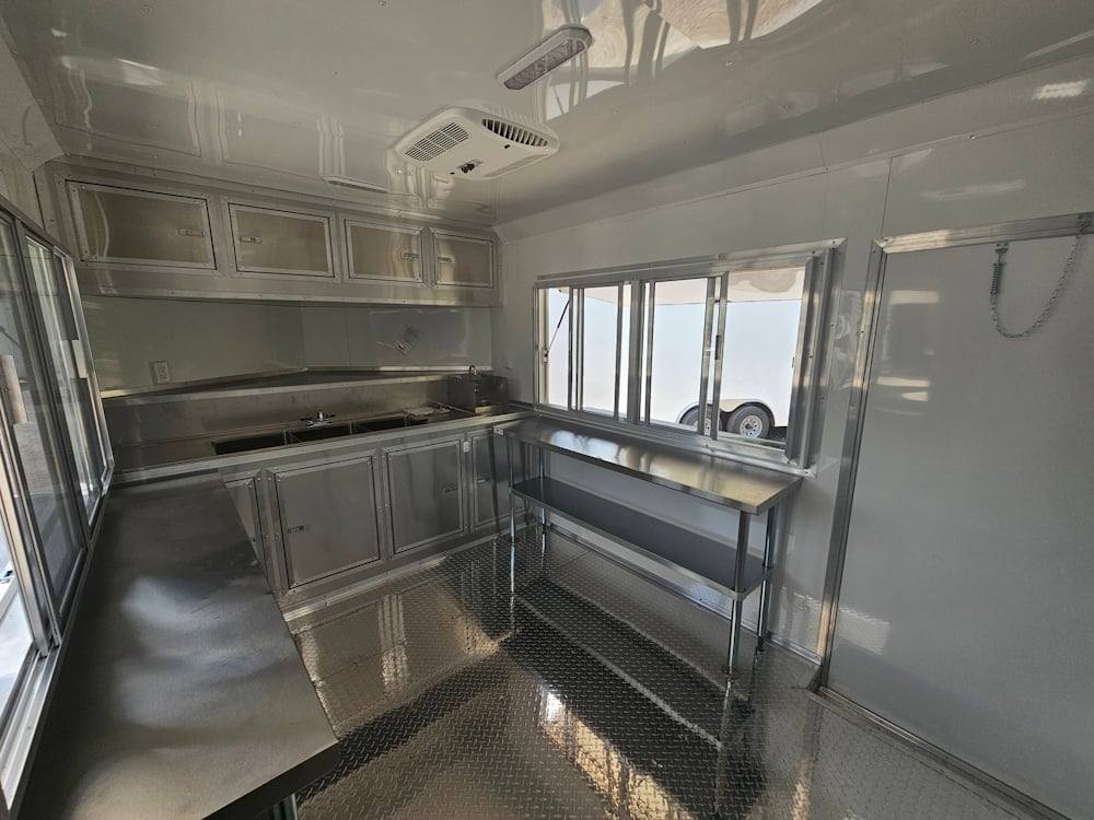 1183-concession-trailer-8.5-x-24-black-kettle-corn-vending-19.jpg Concession Trailer 8.5' X 24' Black Kettle Corn Vending