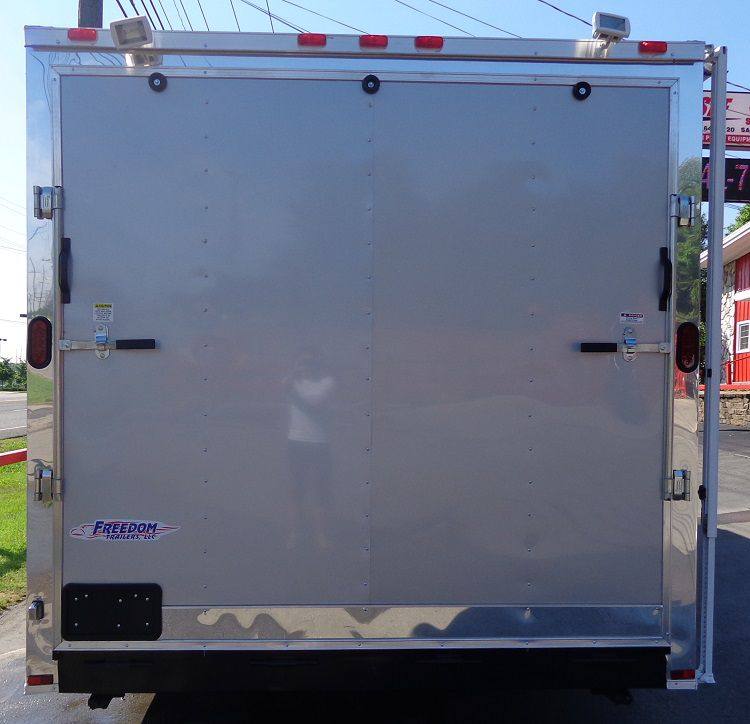 1210-concession-trailer-8.5-x-26-silver-bbq-smoker-food-catering-14.jpg Concession Trailer 8.5' x 26' Silver - BBQ Smoker Food Catering