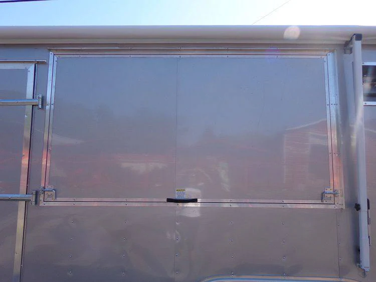 1210-concession-trailer-8.5-x-26-silver-bbq-smoker-food-catering-17.webp Concession Trailer 8.5' x 26' Silver - BBQ Smoker Food Catering