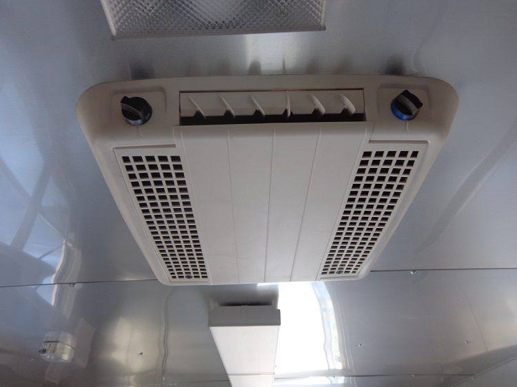 1210-concession-trailer-8.5-x-26-silver-bbq-smoker-food-catering-19.jpg Concession Trailer 8.5' x 26' Silver - BBQ Smoker Food Catering