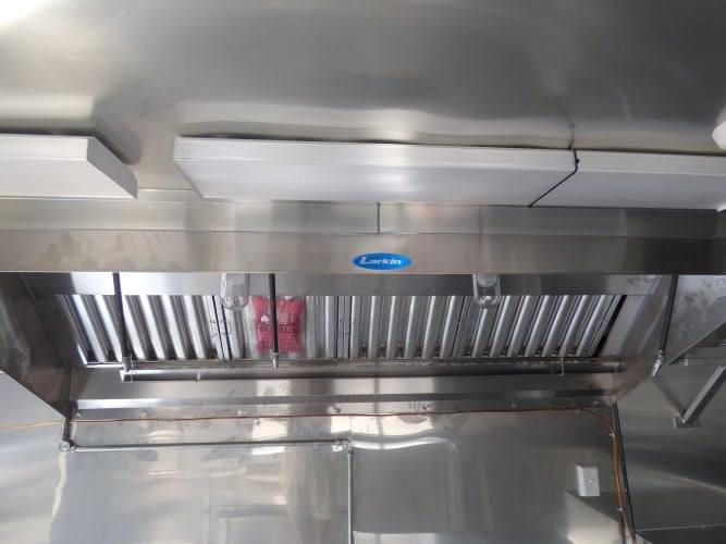 122-8.5-x-16-concession-trailer-red-food-with-appliances-4.jpg 8.5' x 16' Concession Trailer Red Food With Appliances