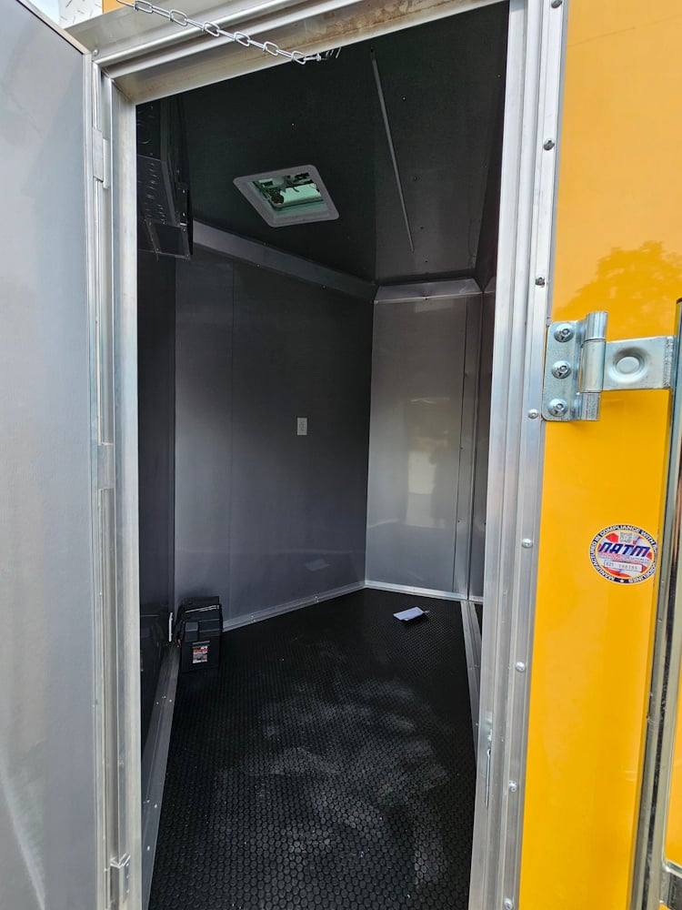 Concession Trailer 8.5' X 28' Yellow Concession Trailer Kettle Corn Event Catering