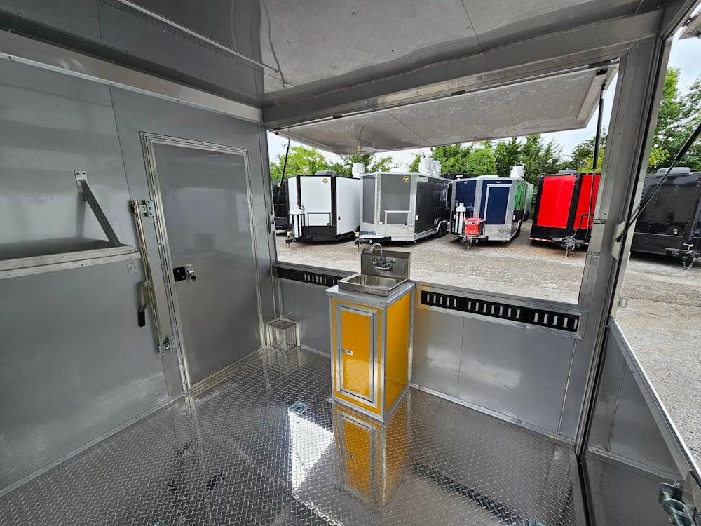 Concession Trailer 8.5' X 28' Yellow Concession Trailer Kettle Corn Event Catering