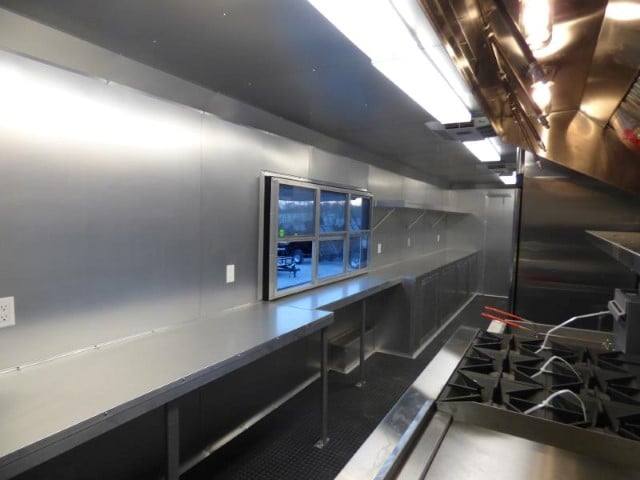 1230-concession-trailer-8.5-x-30-white-food-event-catering-4.jpg Concession Trailer 8.5' X 30' White - Food Event Catering