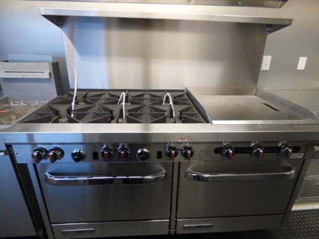 1230-concession-trailer-8.5-x-30-white-food-event-catering-43.jpg Concession Trailer 8.5' X 30' White - Food Event Catering