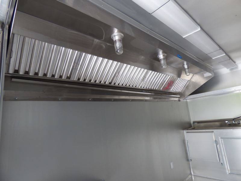 1240-concession-trailer-8.5-x-31-gooseneck-black-bbq-catering-16.jpg Concession Trailer 8.5' x 31' Gooseneck Black - BBQ Catering