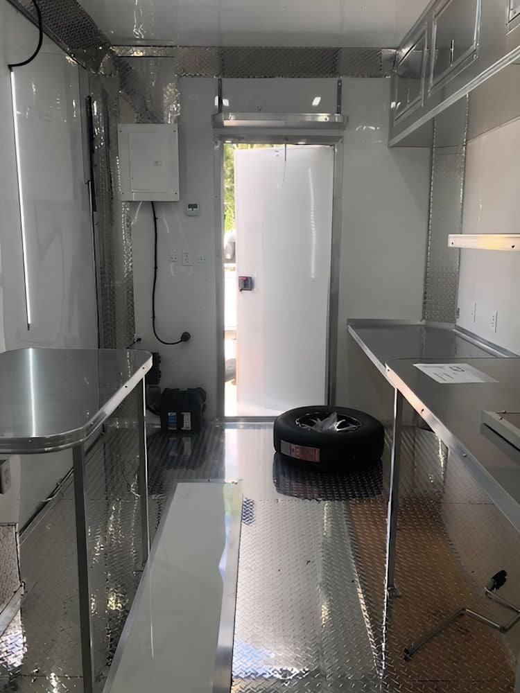 126-8.5-x-16-concession-trailer-white-food-event-catering-vending-14.jpg 8.5' X 16' Concession Trailer White Food Event Catering Vending