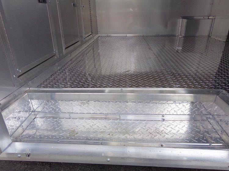 1280-concession-trailer-8.5-x16-red-custom-food-catering-event-4.jpg Concession Trailer 8.5'x16' Red - Custom Food Catering Event
