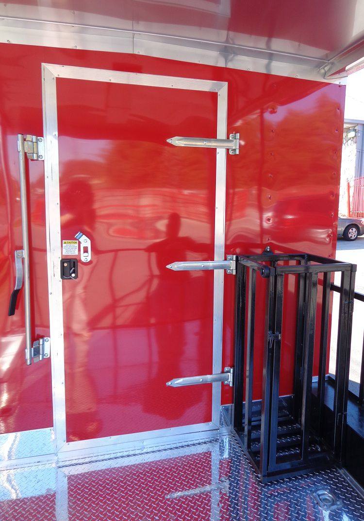 1308-concession-trailer-8.5-x20-bbq-smoker-catering-event-red-11.jpg Concession Trailer 8.5'x20' BBQ Smoker Catering Event (Red)