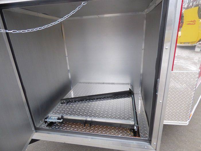 1325-concession-trailer-8.5-x20-red-vending-food-catering-with-appliances-6.jpg Concession Trailer 8.5'x20' Red - Vending Food Catering (With Appliances)