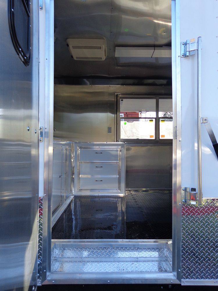 1337-concession-trailer-8.5-x20-white-food-bbq-catering-event-43.jpg Concession Trailer 8.5'x20' White - Food BBQ Catering Event