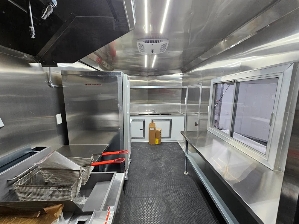 136-8.5-x-16-elite-economy-concession-trailer-food-event-catering-equipped-19.webp 8.5' X 16' Elite Economy Concession Trailer Food Event Catering Equipped