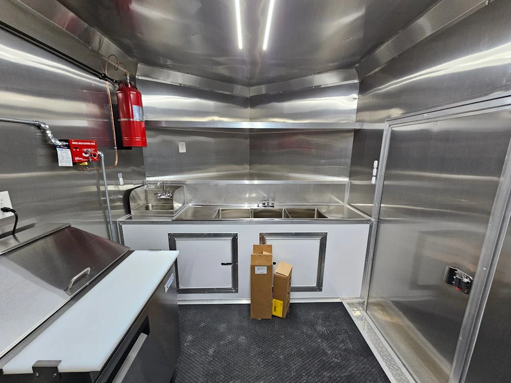 136-8.5-x-16-elite-economy-concession-trailer-food-event-catering-equipped-21.webp 8.5' X 16' Elite Economy Concession Trailer Food Event Catering Equipped