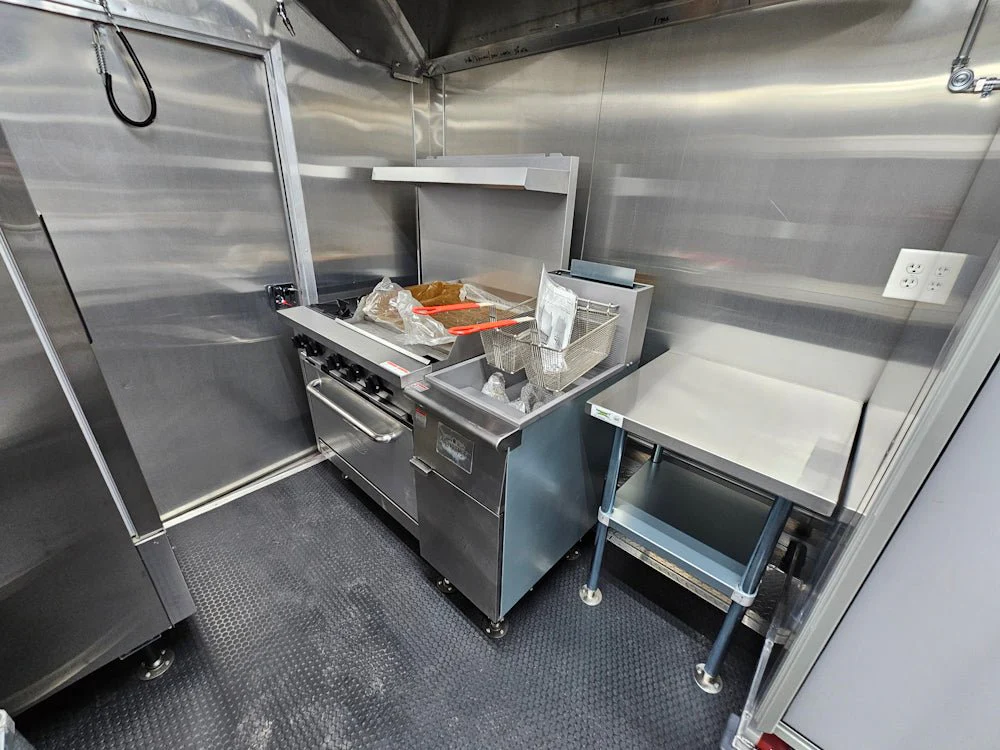 136-8.5-x-16-elite-economy-concession-trailer-food-event-catering-equipped-28.webp 8.5' X 16' Elite Economy Concession Trailer Food Event Catering Equipped
