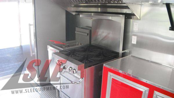 1362-concession-trailer-8.5-x24-red-bbq-smoker-vending-event-15.jpg Concession Trailer 8.5'x24' Red - BBQ Smoker Vending Event