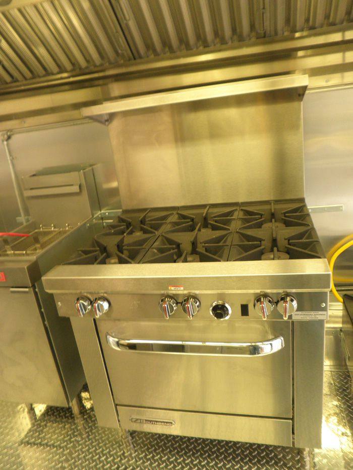 1368-concession-trailer-8.5-x24-silver-food-catering-event-vending-15.jpg Concession Trailer 8.5'x24' Silver - Food Catering Event Vending