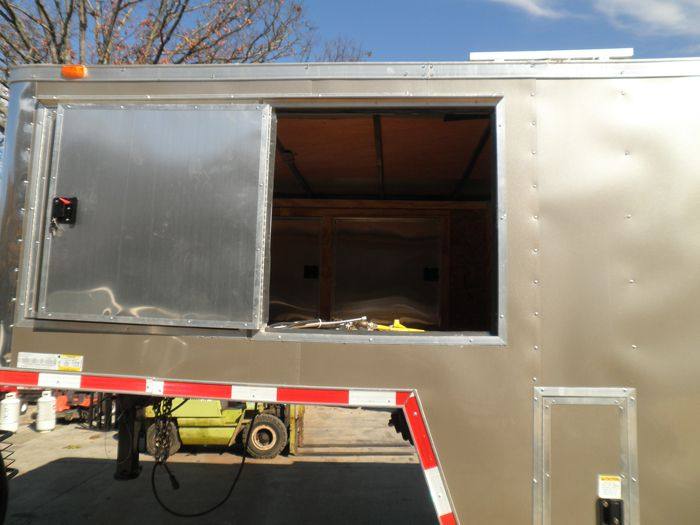1387-concession-trailer-8.5-x29-silver-bbq-smoker-enclosed-food-7.jpg Concession Trailer 8.5'x29' Silver - BBQ Smoker Enclosed Food