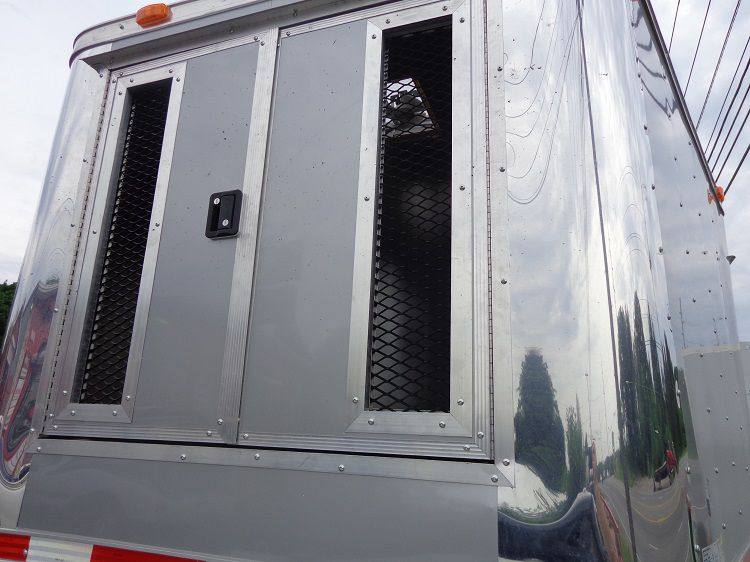 1388-concession-trailer-8.5-x29-silver-bbq-smoker-food-vending-22.jpg Concession Trailer 8.5'x29' Silver - BBQ Smoker Food Vending