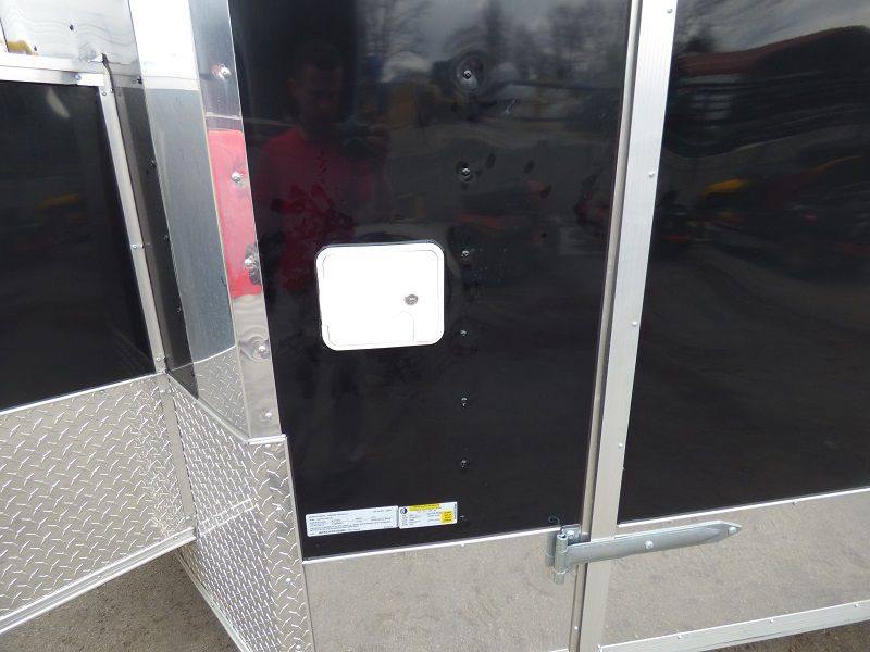 1390-concession-trailer-8.5-x30-black-smoker-food-catering-with-appliances-8.jpg Concession Trailer 8.5'x30' Black - Smoker Food Catering (with Appliances)