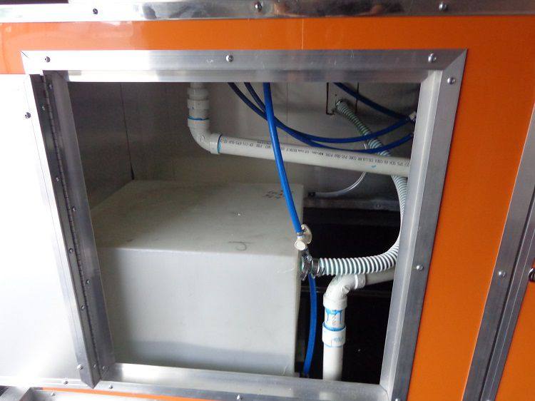 1395-concession-trailer-8.5-x30-catering-bbq-food-event-orange-black-45.jpg Concession Trailer 8.5'x30' Catering BBQ Food Event (Orange & Black)