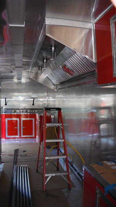 1421-concession-trailer-8.5-x48-red-gooseneck-food-bbq-smoker-catering-11.jpg Concession Trailer 8.5'x48' Red - Gooseneck Food BBQ Smoker Catering