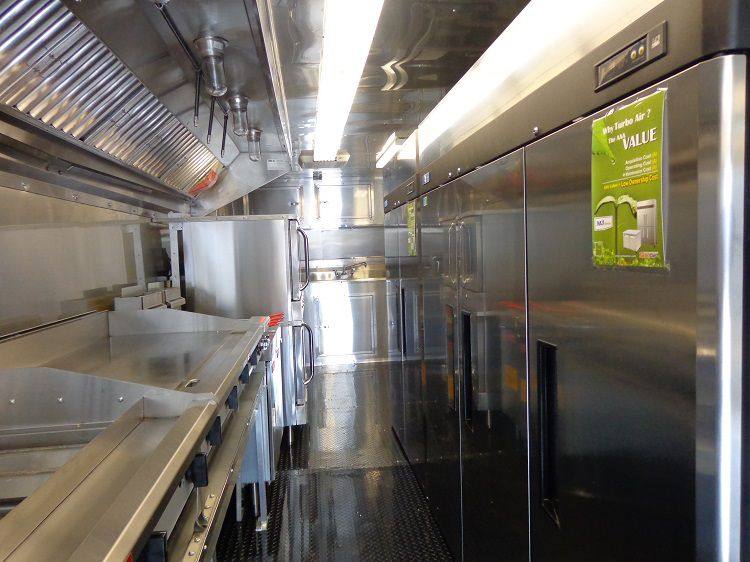1422-concession-trailer-8.5-x48-with-appliances-gooseneck-white-26.jpg Concession Trailer 8.5'x48' With Appliances - Gooseneck (White)