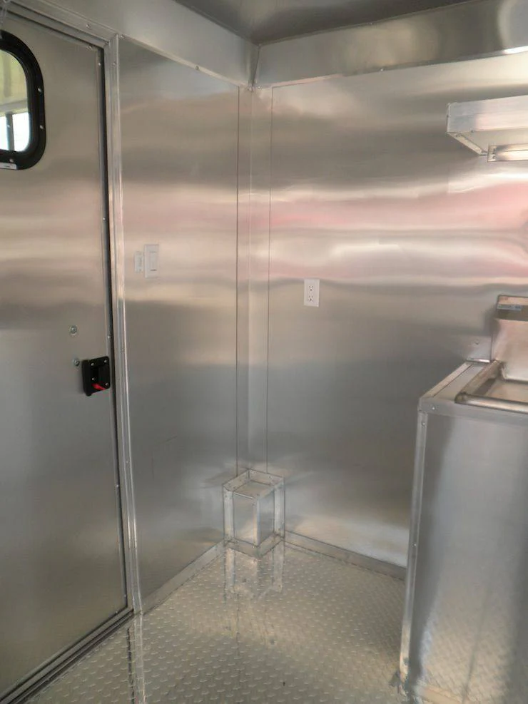 1462-concession-trailers-8.5-x24-orange-bbq-smoker-vending-catering-trailer-5.webp Concession Trailers 8.5'x24' Orange - BBQ Smoker Vending Catering Trailer