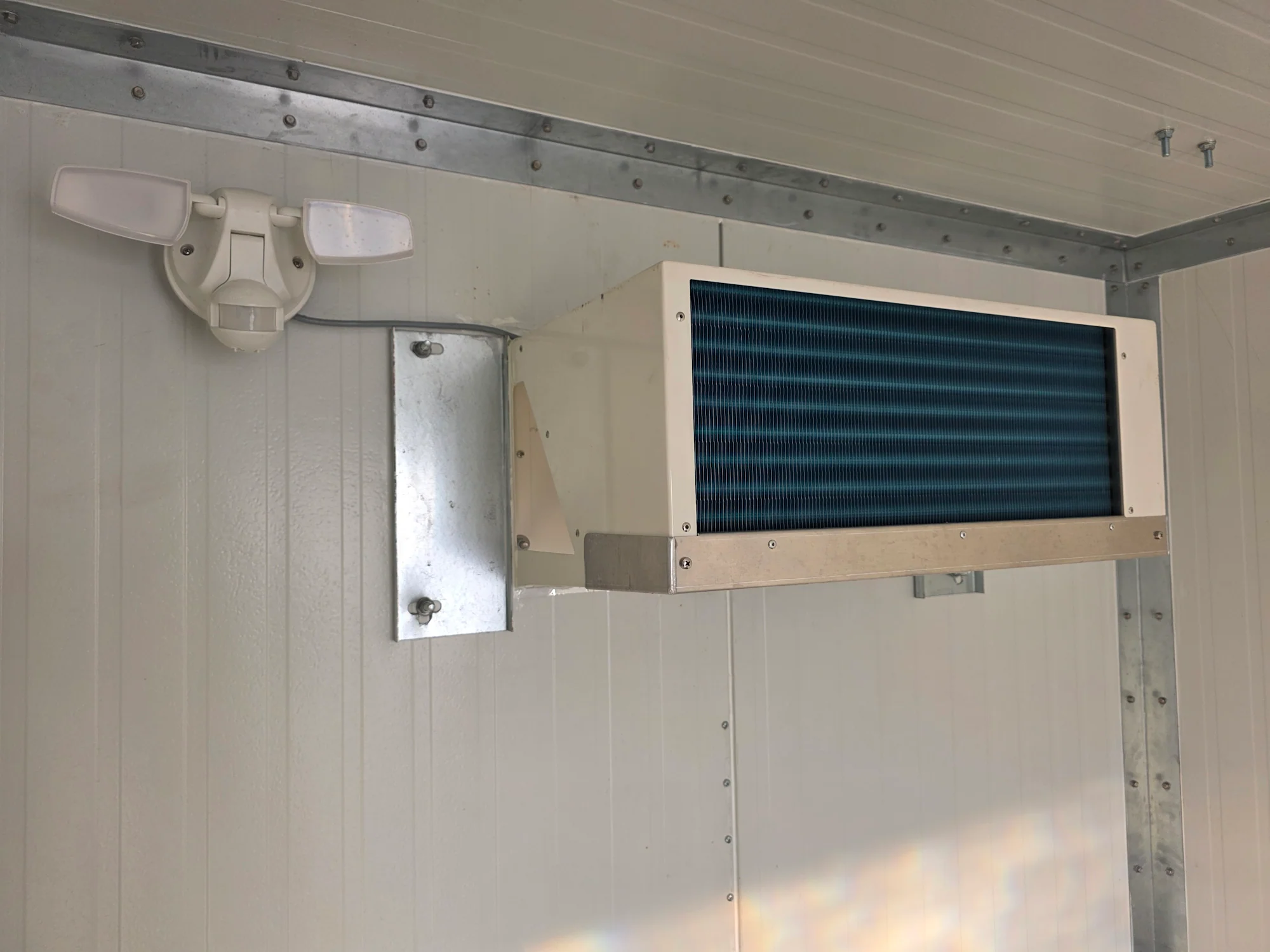 Custom 7' X 12' White Refrigerated Cooler and Freezer Trailer (Includes Generator)