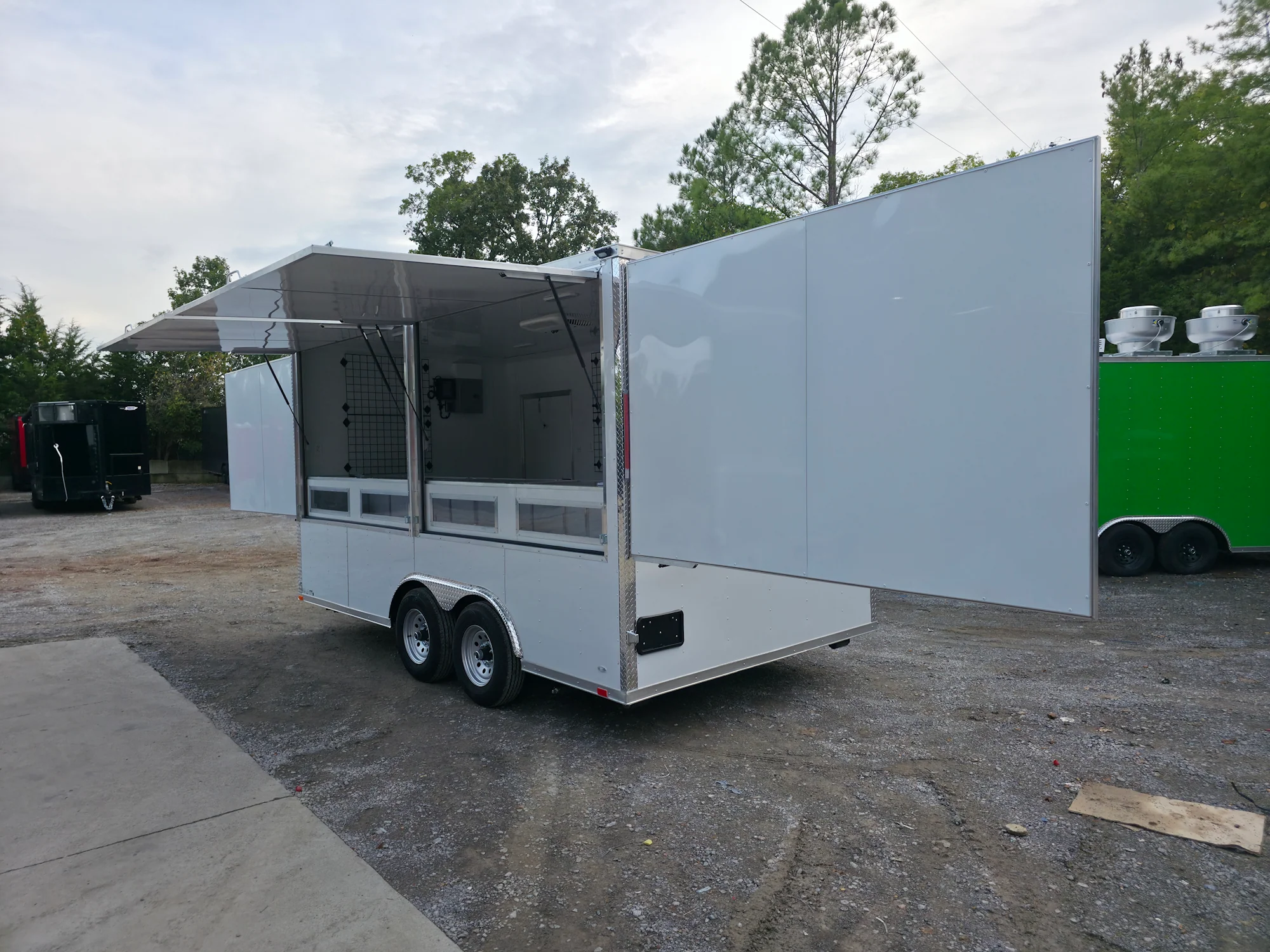 147-8.5-x-16-merchandising-marketing-event-trailer-13.webp 8.5' X 16' Merchandising & Marketing Event Trailer