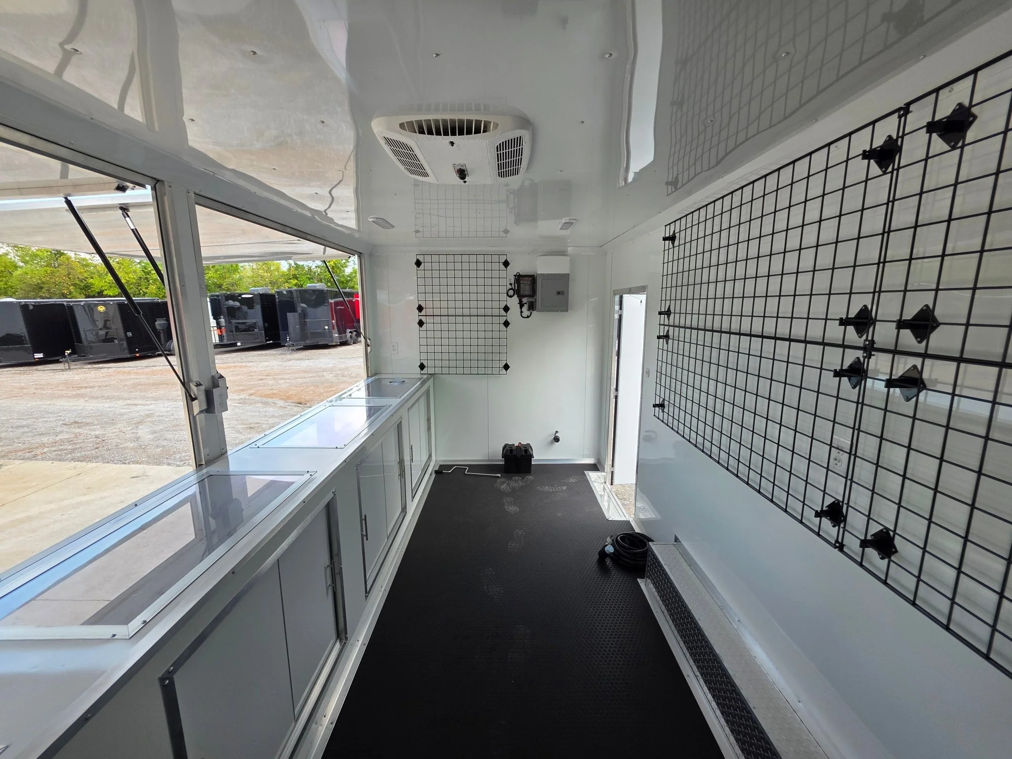 147-8.5-x-16-merchandising-marketing-event-trailer-19.webp 8.5' X 16' Merchandising & Marketing Event Trailer