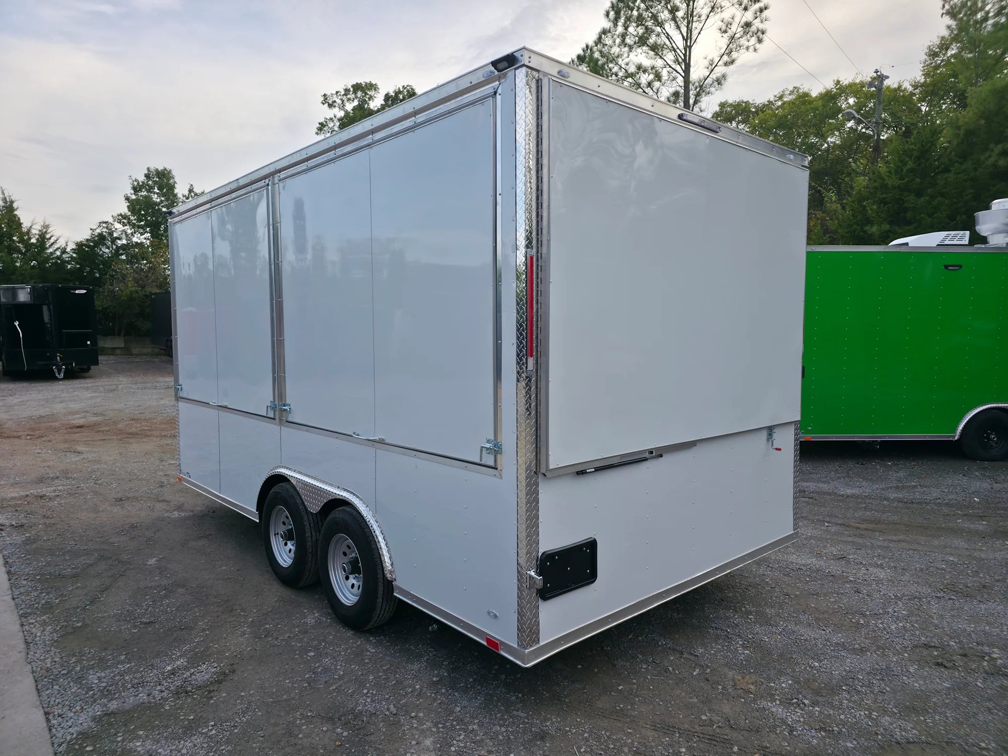 147-8.5-x-16-merchandising-marketing-event-trailer-5.webp 8.5' X 16' Merchandising & Marketing Event Trailer