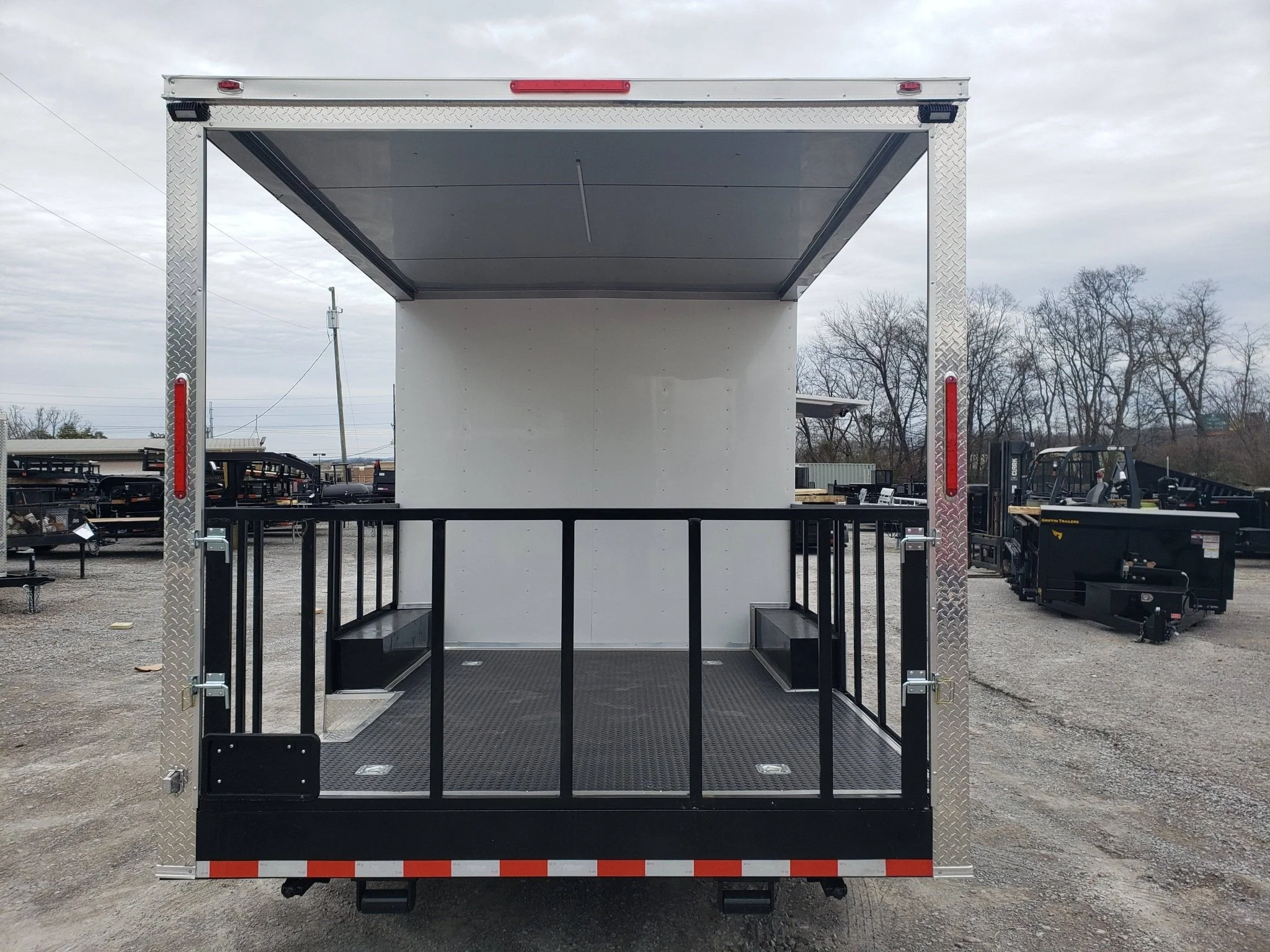 1478-white-8.5-x-22-bbq-porch-concession-food-trailer-8.webp White 8.5' x 22' BBQ Porch Concession Food Trailer