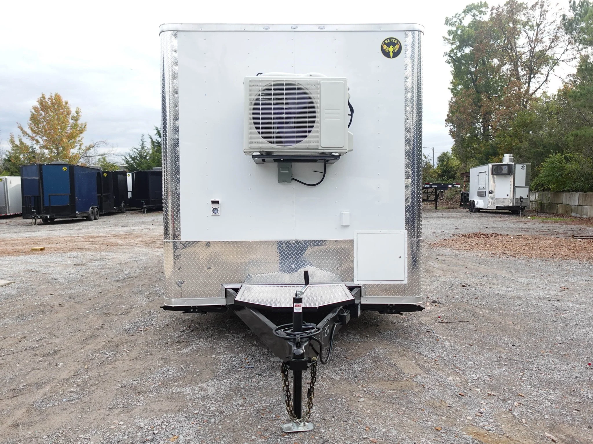 1485-white-flat-nose-enclosed-trailer-8.5-x-24-with-2-5-200lbs-1.webp White Flat Nose Enclosed Trailer 8.5' X 24' with (2) 5,200lbs