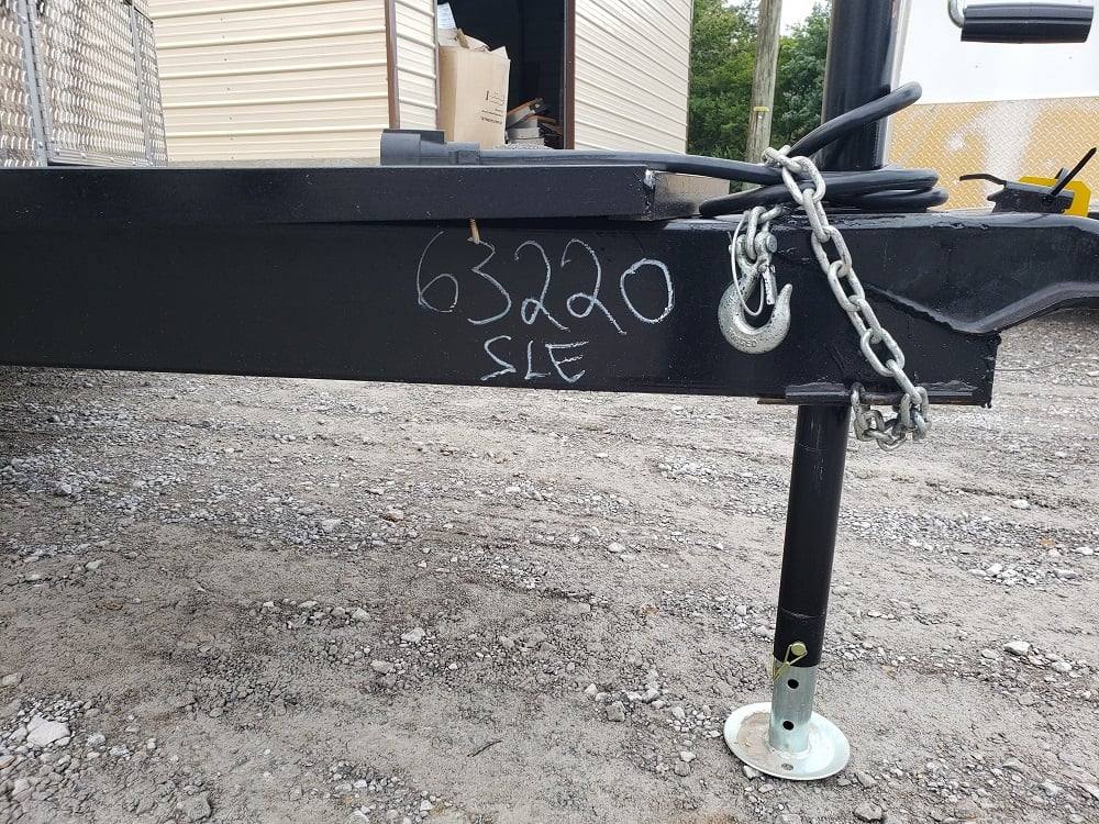 156-8.5-x-16-penske-yellow-concession-food-trailer-5.jpg 8.5' x 16' Penske Yellow Concession Food Trailer