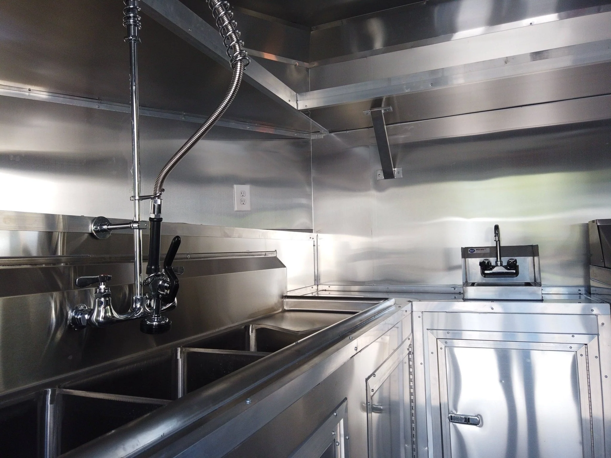 165-8.5-x-16-red-concession-food-trailer-with-appliances-9.webp 8.5' x 16' Red Concession Food Trailer With Appliances