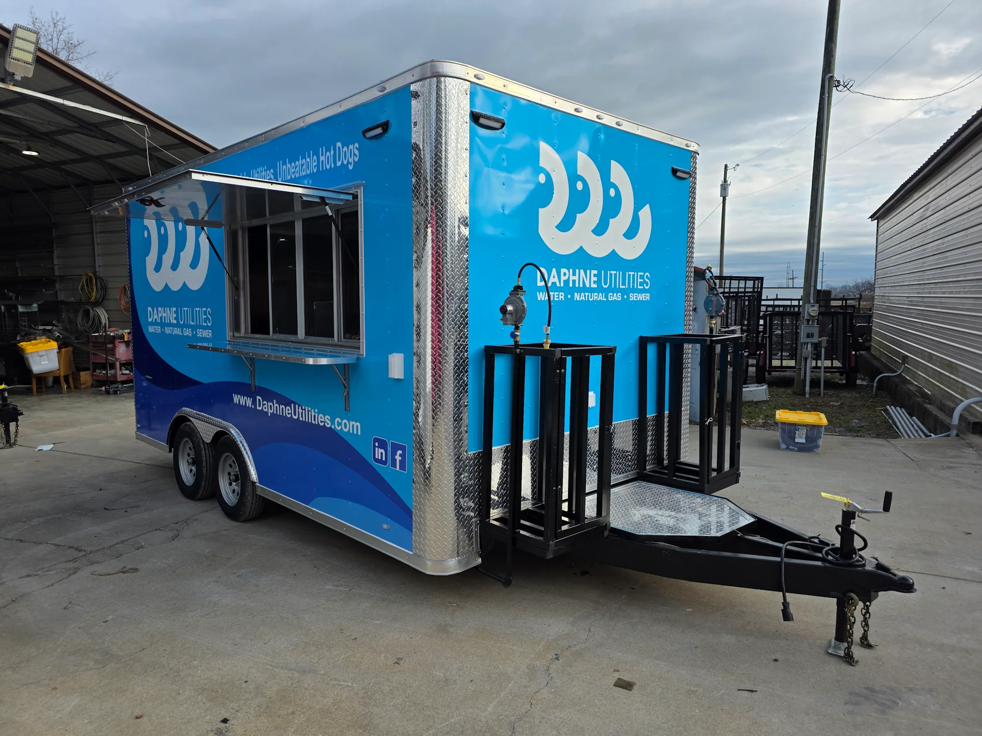 191-8.5-x-16-white-concession-trailer-food-event-catering-18.webp 8.5' X 16' White Concession Trailer Food Event Catering