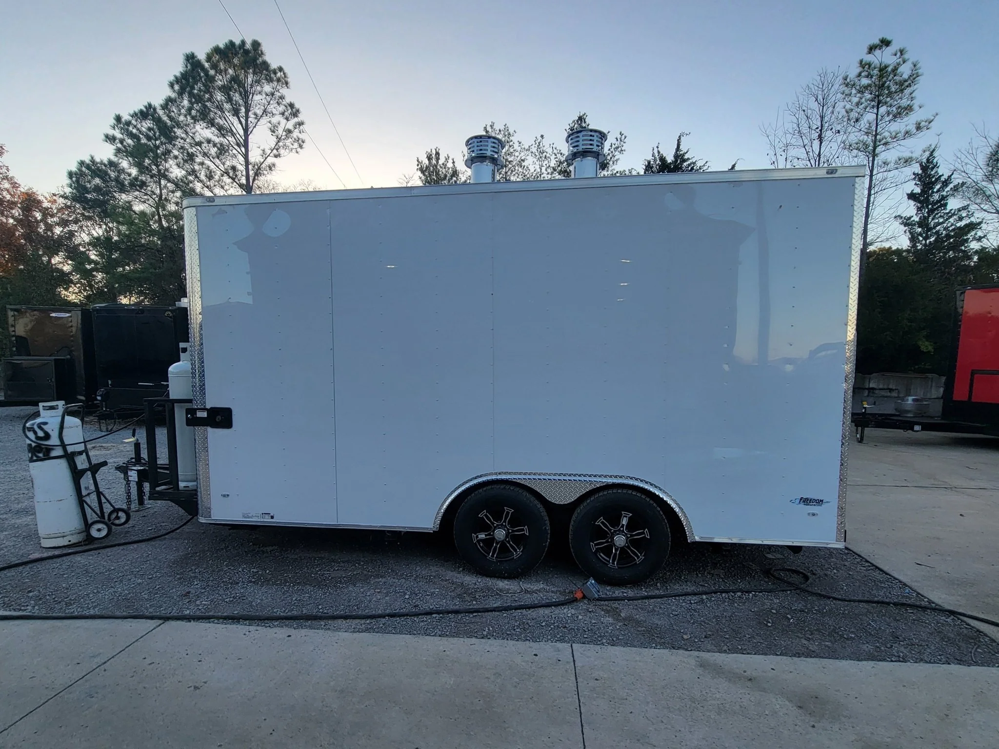 193-8.5-x-16-white-custom-pizza-concession-trailer-event-catering-12.webp 8.5' X 16' White Custom Pizza Concession Trailer Event Catering