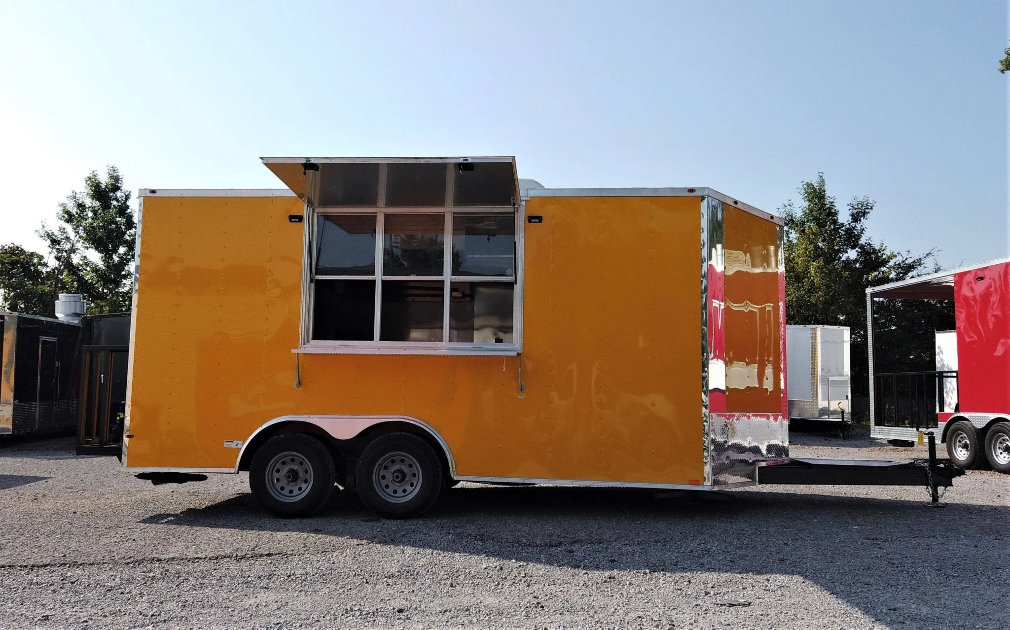 200-8.5-x-16-yellow-concession-food-v-nose-trailer-11.webp 8.5' x 16' Yellow Concession Food V-Nose Trailer