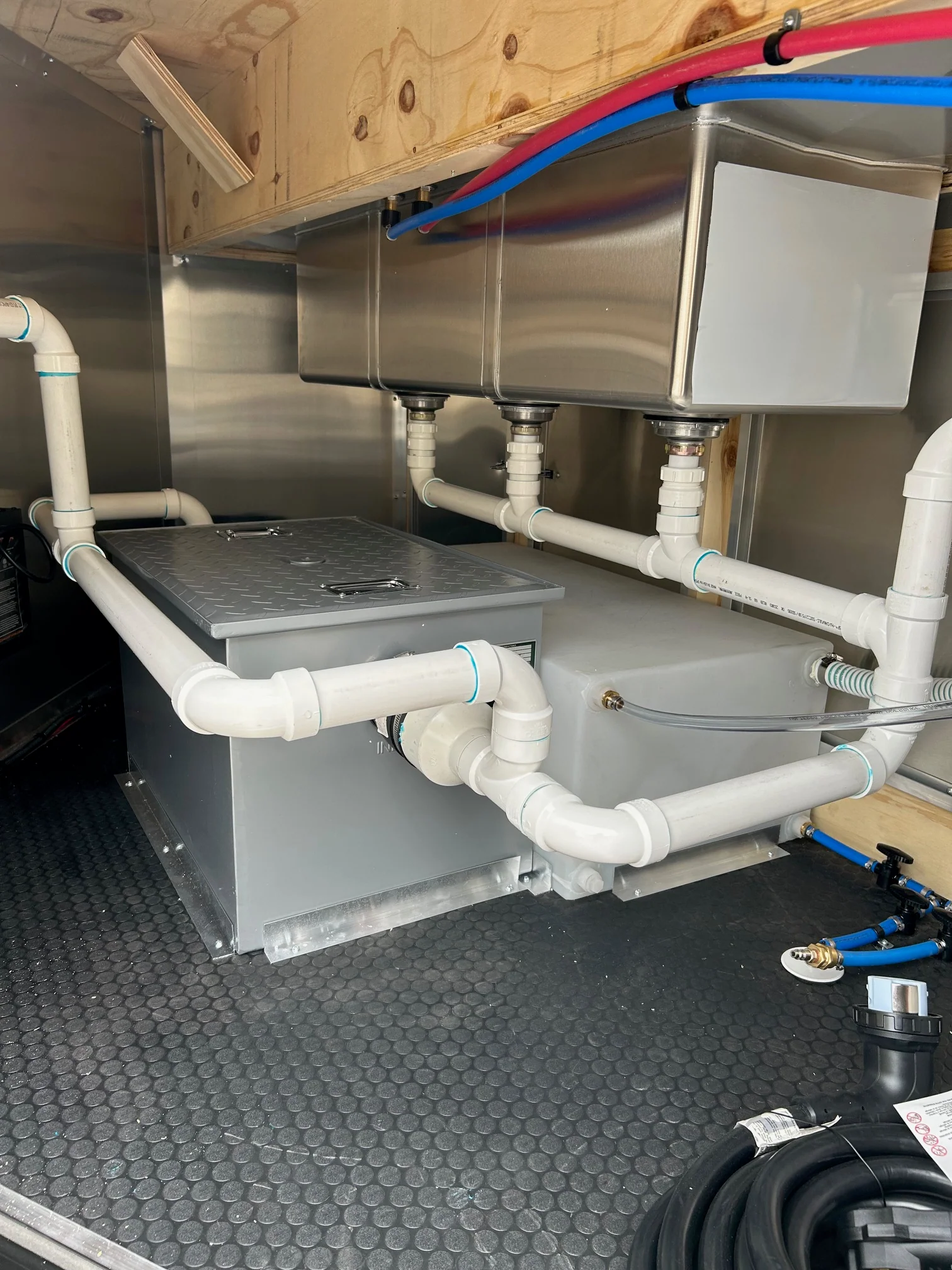 232-8.5-x-18-black-with-blackout-custom-concession-trailer-food-event-catering-10.webp 8.5' X 18' Black With Blackout Custom Concession Trailer Food Event Catering