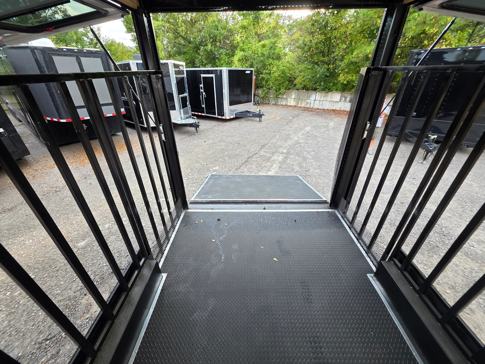 234-8.5-x-18-black-with-blackout-petting-zoo-enclosed-trailer-23.webp 8.5' X 18' Black With Blackout Petting Zoo Enclosed Trailer