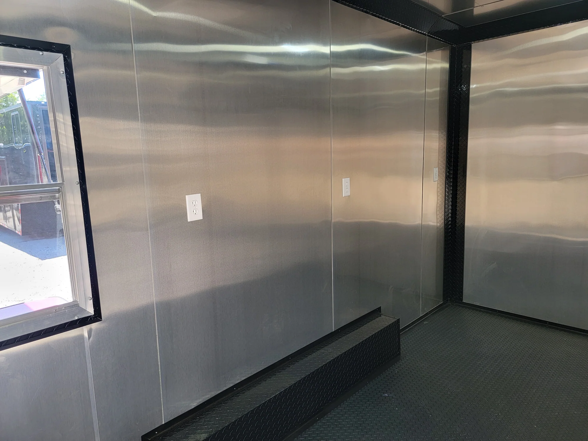 287-8.5-x-18-red-w-blackout-concession-trailer-food-event-catering-14.webp 8.5' X 18' Red W/ Blackout Concession Trailer Food Event Catering
