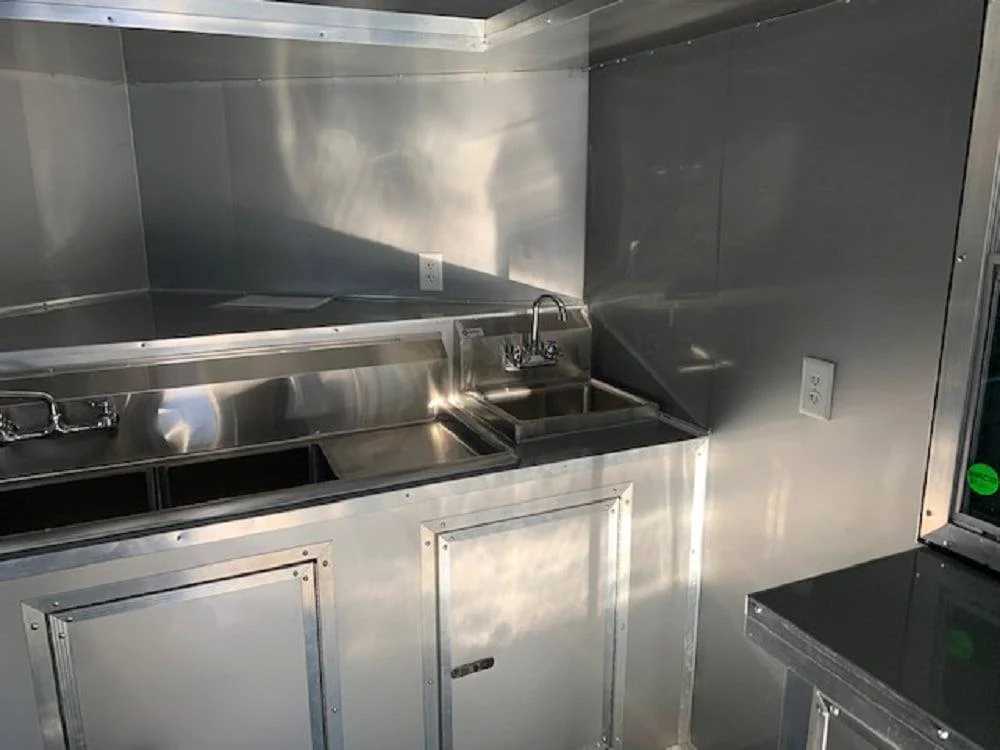 30-8.5-x-20-cobalt-blue-food-vending-concession-food-trailer-with-appliances-3.webp 8.5 x 20' Cobalt Blue Food Vending Concession Food Trailer With Appliances