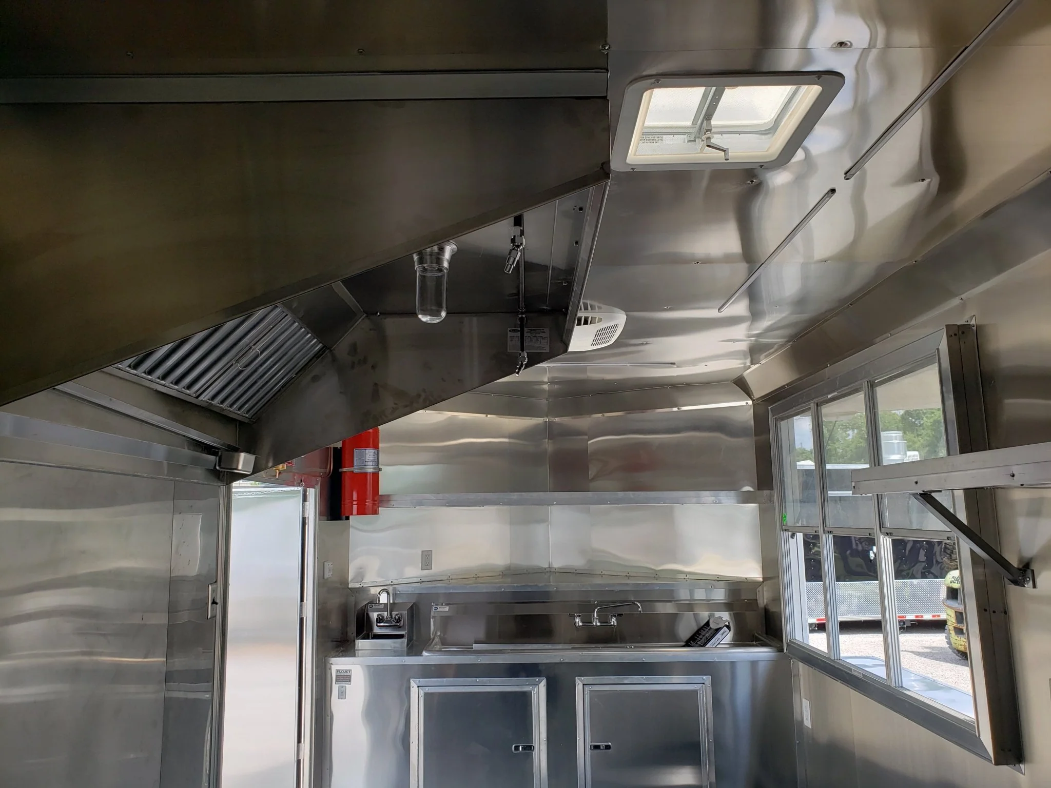 314-8.5-x-18-white-pizza-vending-concession-food-trailer-11.webp 8.5' x 18' White Pizza Vending Concession Food Trailer