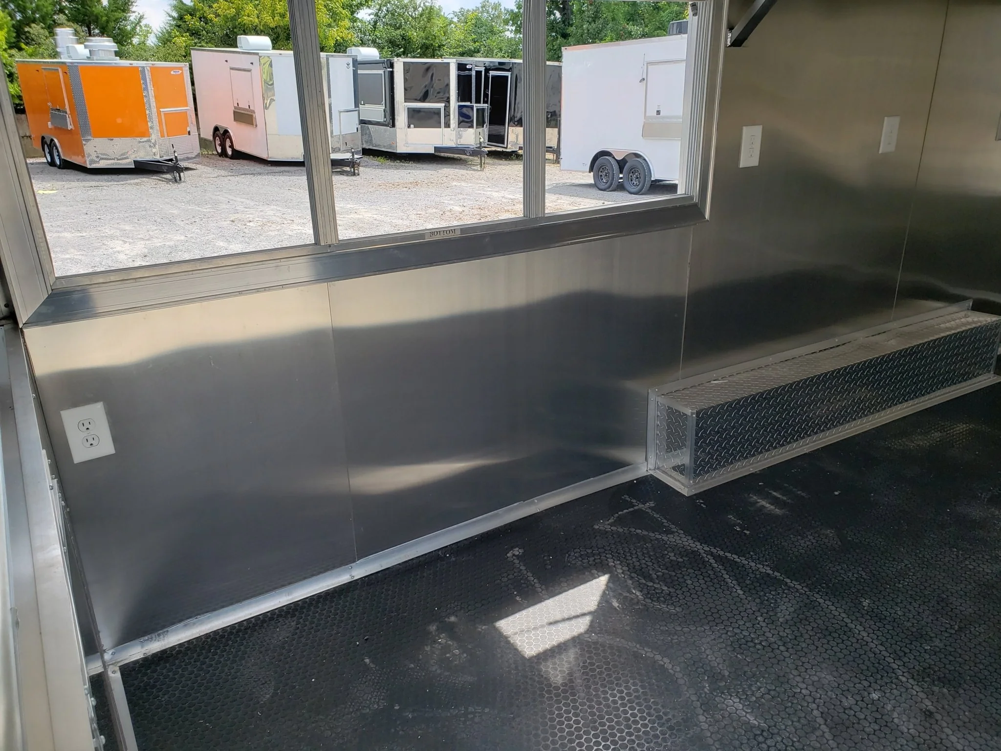 314-8.5-x-18-white-pizza-vending-concession-food-trailer-17.webp 8.5' x 18' White Pizza Vending Concession Food Trailer