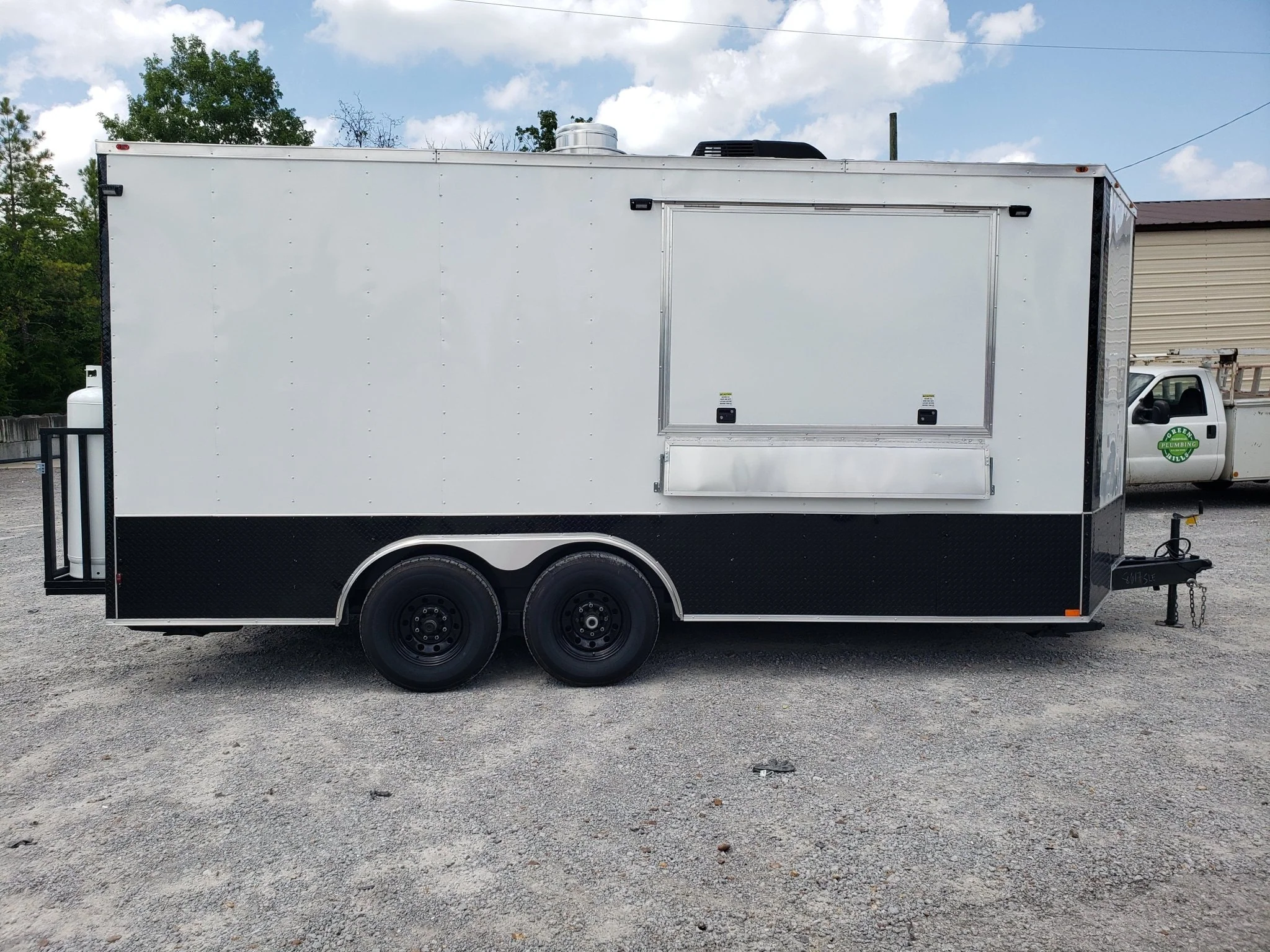 314-8.5-x-18-white-pizza-vending-concession-food-trailer-3.webp 8.5' x 18' White Pizza Vending Concession Food Trailer