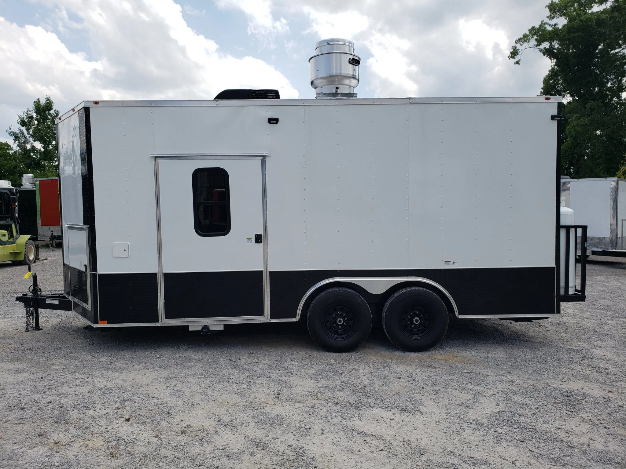 314-8.5-x-18-white-pizza-vending-concession-food-trailer-9.webp 8.5' x 18' White Pizza Vending Concession Food Trailer