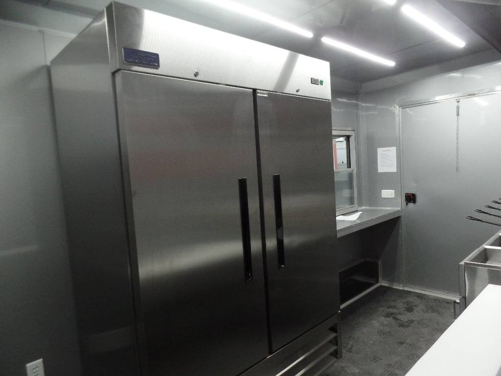 329-8.5-x-20-black-bbq-porch-concession-food-trailer-with-appliances-6.jpg 8.5' x 20' Black BBQ Porch Concession Food Trailer With Appliances