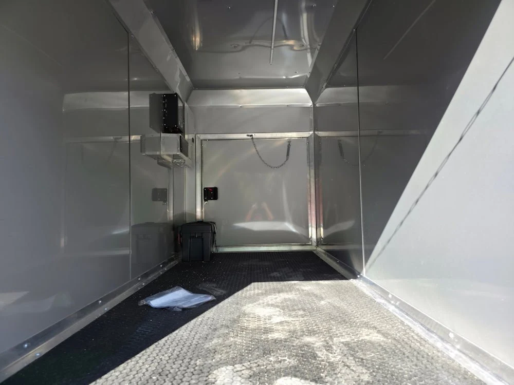 34-8.5-x-34-gooseneck-concession-trailer-victory-red-food-event-catering-12.webp 8.5 X 34 Gooseneck Concession Trailer Victory Red Food Event Catering